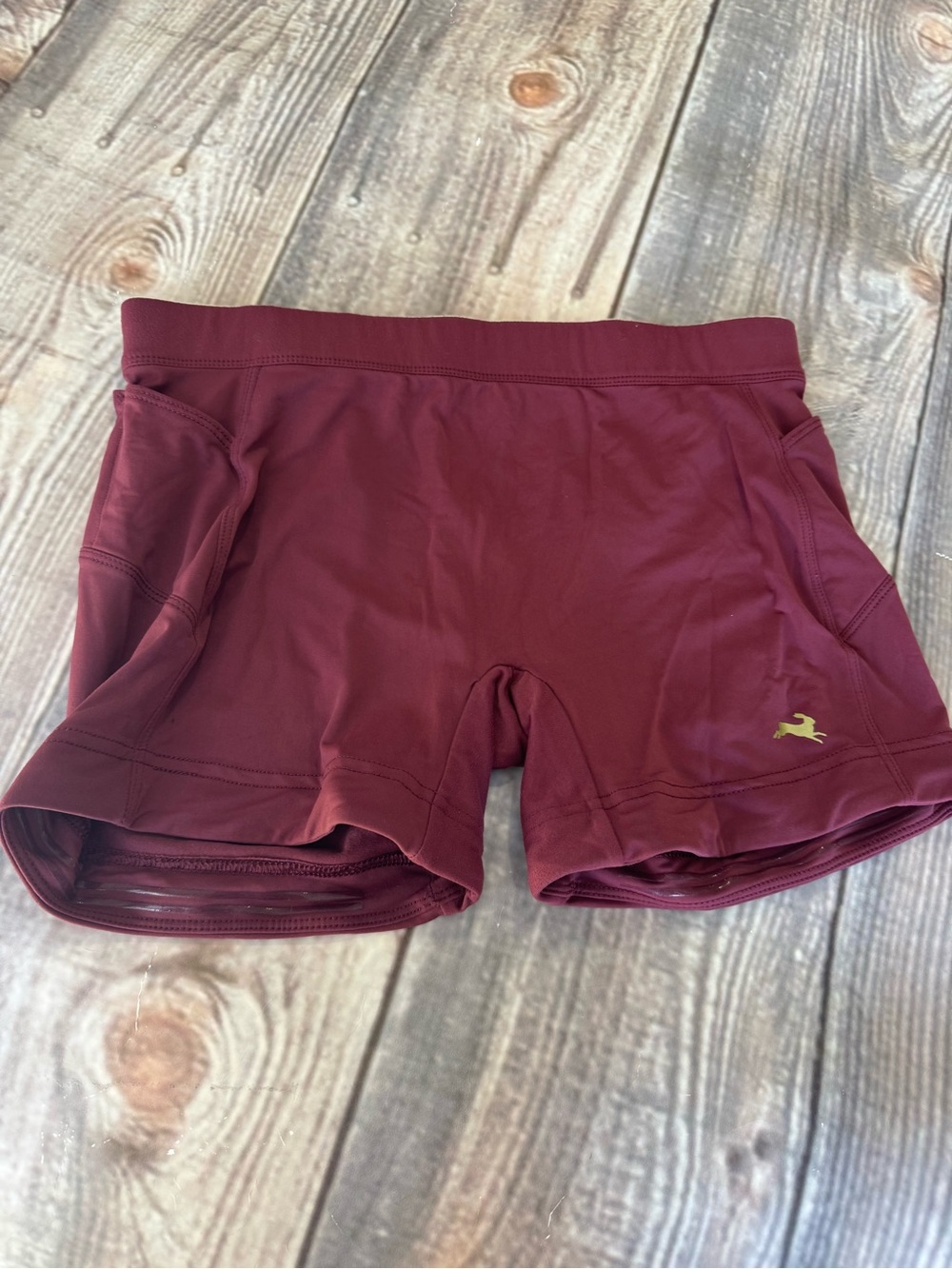 Tracksmith Women's Maroon Lane 5 spandex shorts